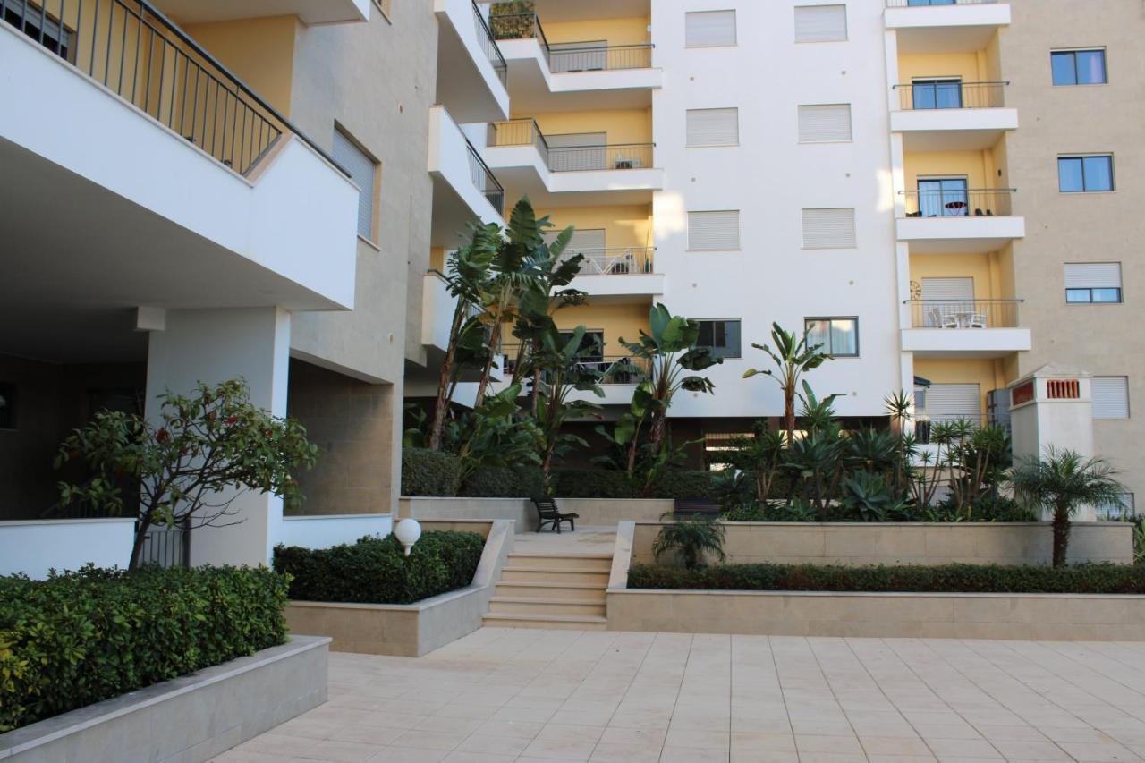 Lagos Apartment Exterior photo